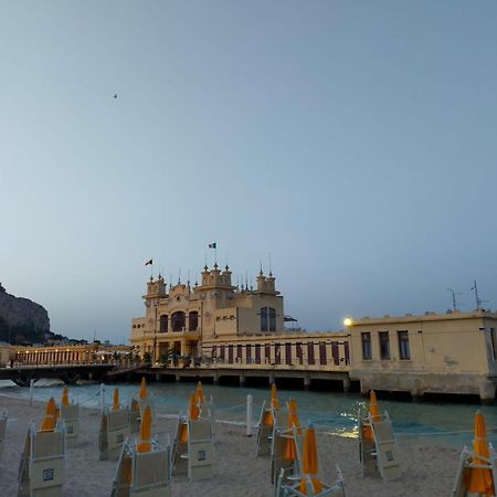 La Casetta Del Viale 13 Палермо Экстерьер фото